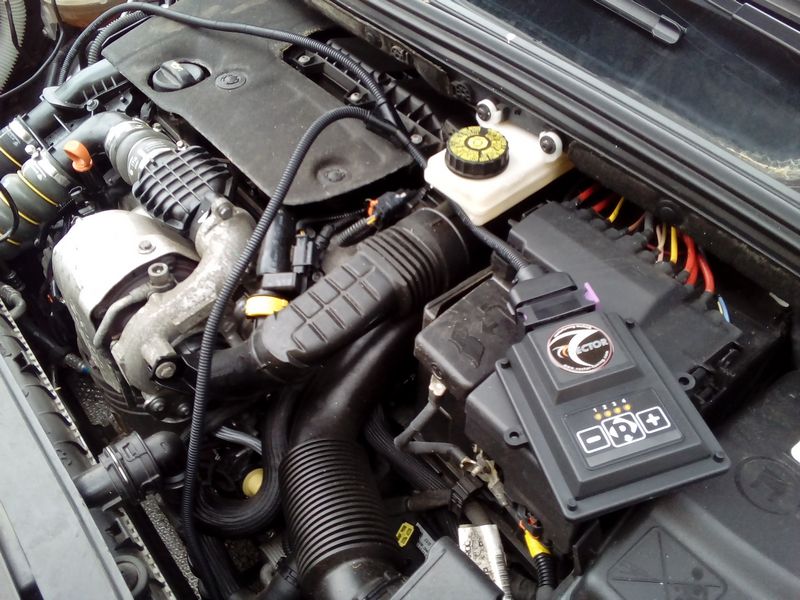 Citroen C4 II got a new boost with Vector Tuning Module