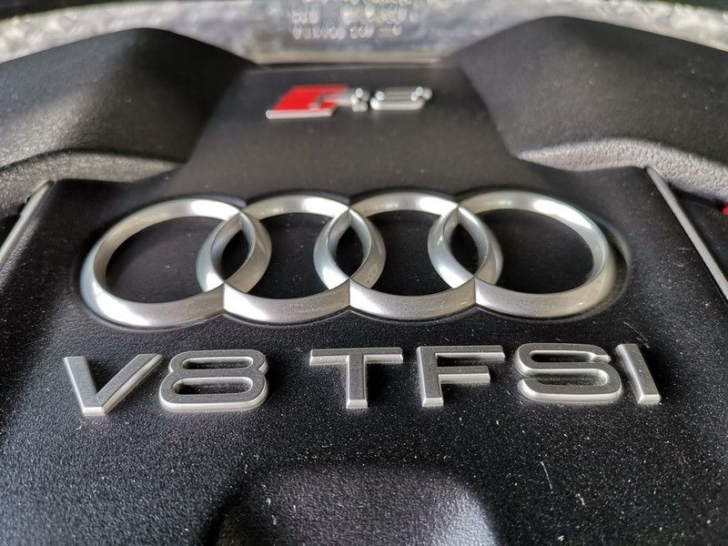 Audi A6 RS6 with Vector Tuning Box