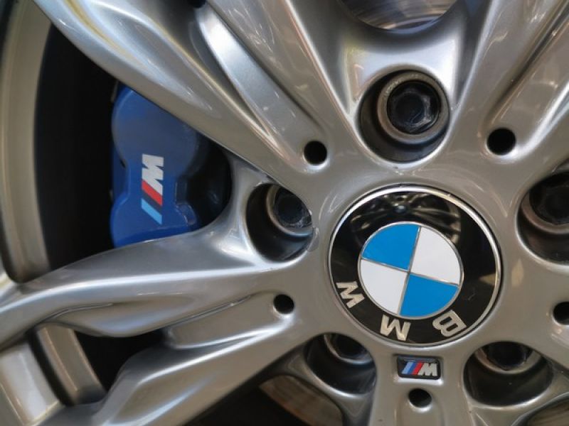 BMW M235i tuned up with Vector Tuning Power Box