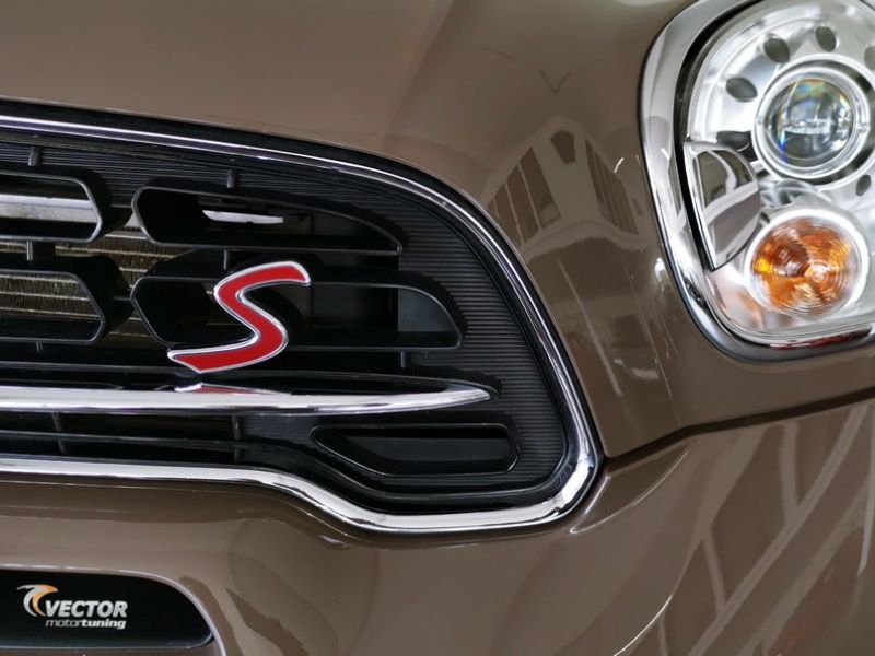 Mini Countryman Cooper SD (R60) boosted up in Vector Tuning. Don’t miss it!