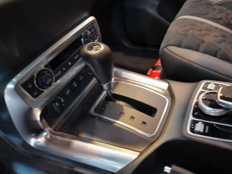 Mercedes Benz X-Class is way more cool after boost with W Keypad PLUS from Vector Tuning