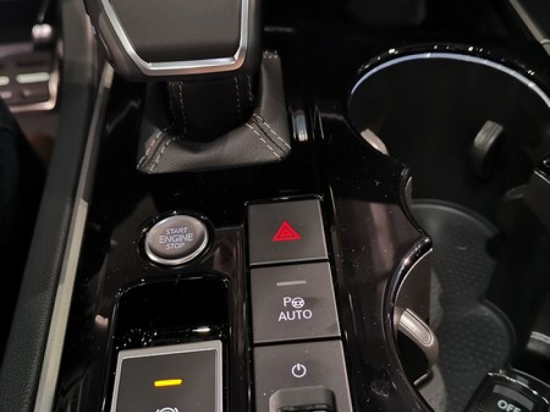 Awesome, VW Touareg III 4.0 TDI equipped with W KEYPAD SENT from Vector Tuning!