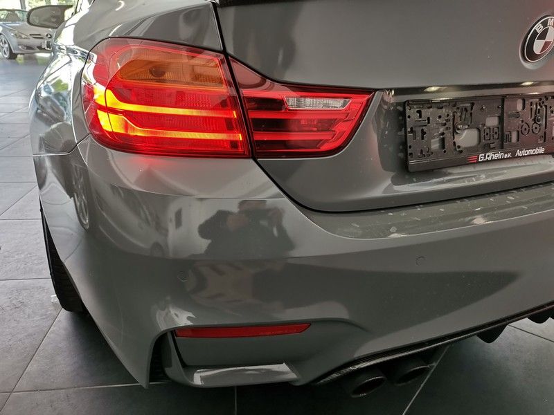 How cool is BMW M4 (F82) with W Keypad PLUS from Vector Tuning?