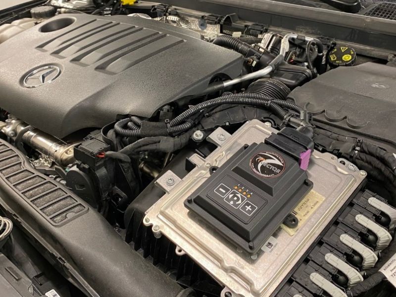 Sounds great! Mercedes CLA 200d equipped with W Keypad SENT from Vector Tuning!