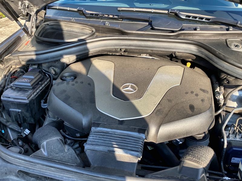How cool is Mercedes Benz GLE 350d 4MATIC (W166) with W Keypad PLUS from Vector Tuning?
