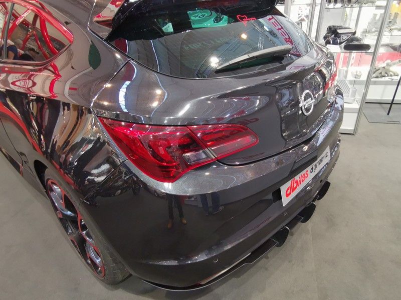 Što se dogodi kada ugradiš Drive Booster od Vector Tuninga u Opel Astru J 2.0 OPC? Provjerite ovdje!