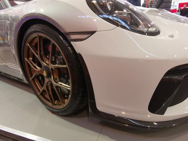 Zakon, Porsche 911 (992) sada ima ugrađen W Keypad SENT od Vector Tuninga!