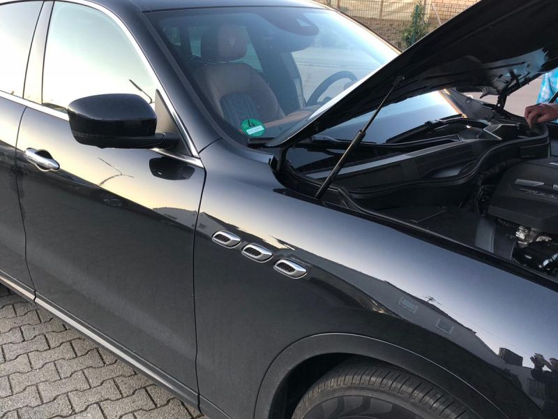 Maserati Levante 3.0 (4x4) (04/2016 -) is upgraded with W Keypad PLUS from Vector Tuning Powerbox!