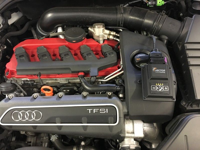 Upgrade Audi TT 2.5 TFSI (TTRS) with W Keypad Sent from Vector Tuning Powerbox and you get a beast!