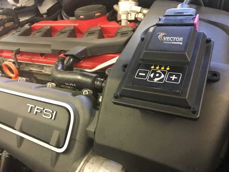 Ugradili smo W Keypad Sent od Vector Tuninga u Audi TT 2.5 TFSI i postao je zvijer!
