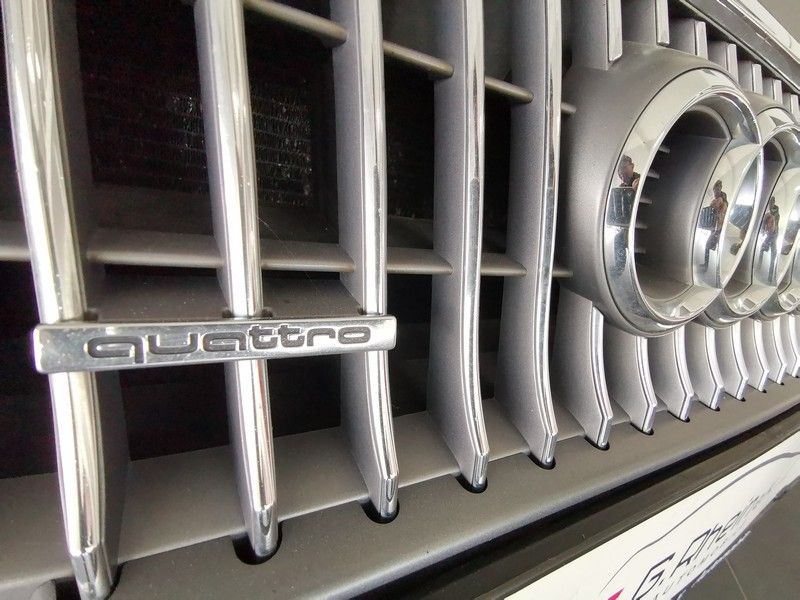Audi A4 2.0 TDI (B8) quattro now rocks combined with W Keypad PLUS from Vector Tuning Powerbox!