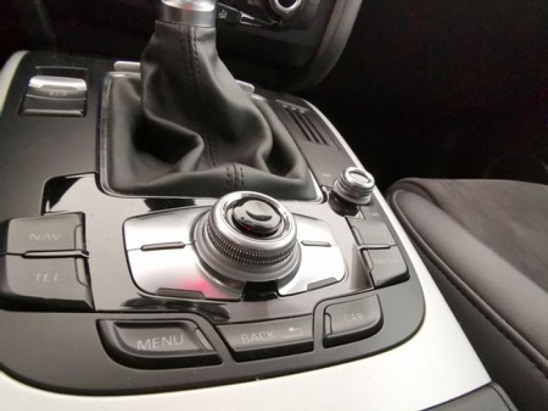 Audi A4 2.0 TDI (B8) quattro rastura u kombinaciji s W Keypad PLUS-om od Vector Tuning-a!