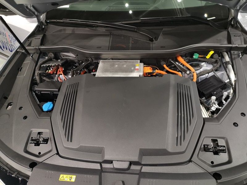 Audi e-tron 50 quattro (09/2019-) štedi više goriva uz Drive Booster od Vector Tuning-a!