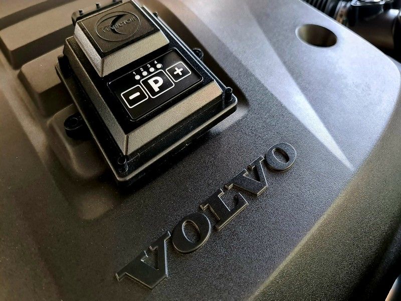 Što dobijete kada ugradite W Keypad SENT od Vector Tuning-a u Volvo XC40 D3? Zvijer!