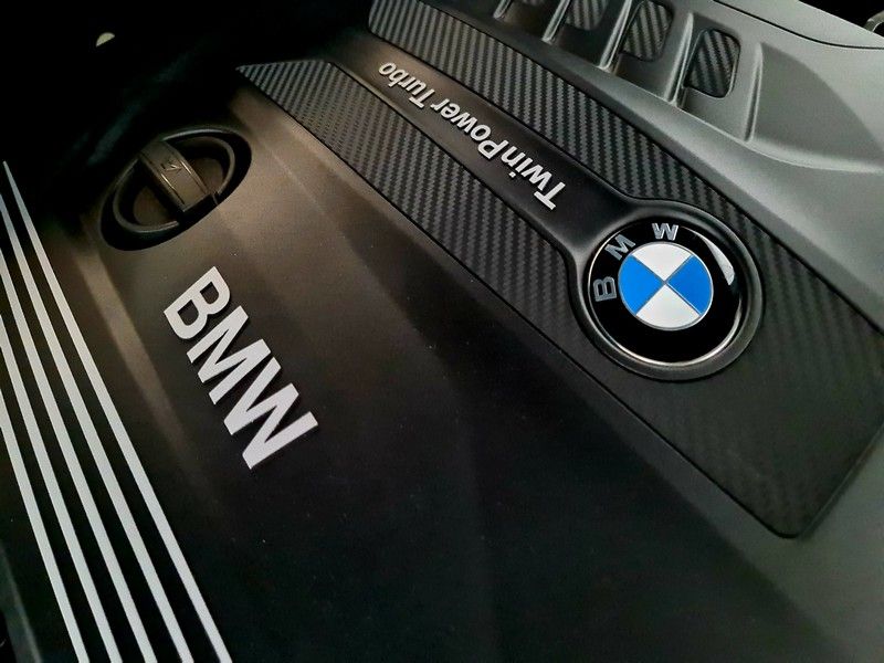 BMW X4 xDrive30d (G02) sada štedi više goriva s W Keypad PLUS modulom od Vector Tuning-a!