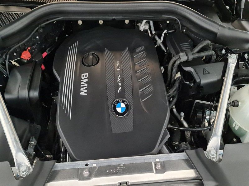 BMW X4 xDrive30d (G02) sada štedi više goriva s W Keypad PLUS modulom od Vector Tuning-a!