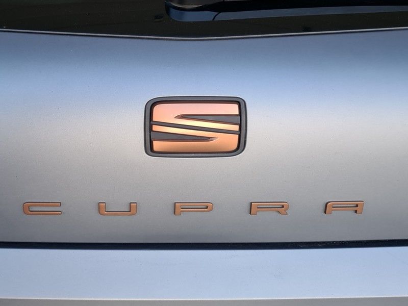 Seat Leon III 2.0 TSI Cupra R saves fuel easier with W Keypad PLUS from Vector Tuning!