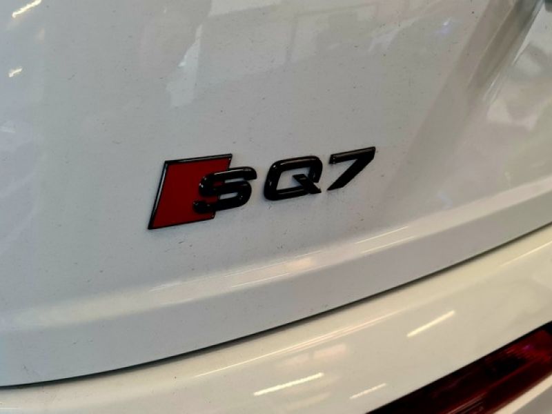 Pogledajte što je Vector Tuning napravio sa Audi SQ7 4.0 TDI (4M) (05/2016 - 06/2018) quattrom!