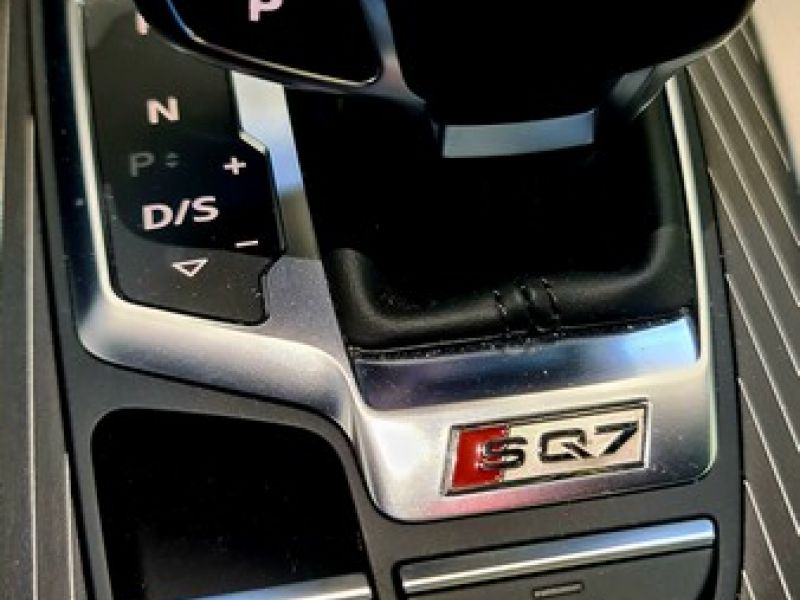 Pogledajte što je Vector Tuning napravio sa Audi SQ7 4.0 TDI (4M) (05/2016 - 06/2018) quattrom!