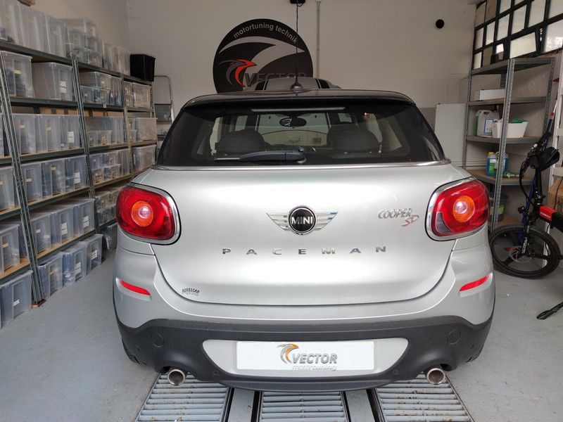 Mini Paceman Cooper SD (R61) štedi više goriva s W Keypad PLUS-om od Vector Tuning-a!
