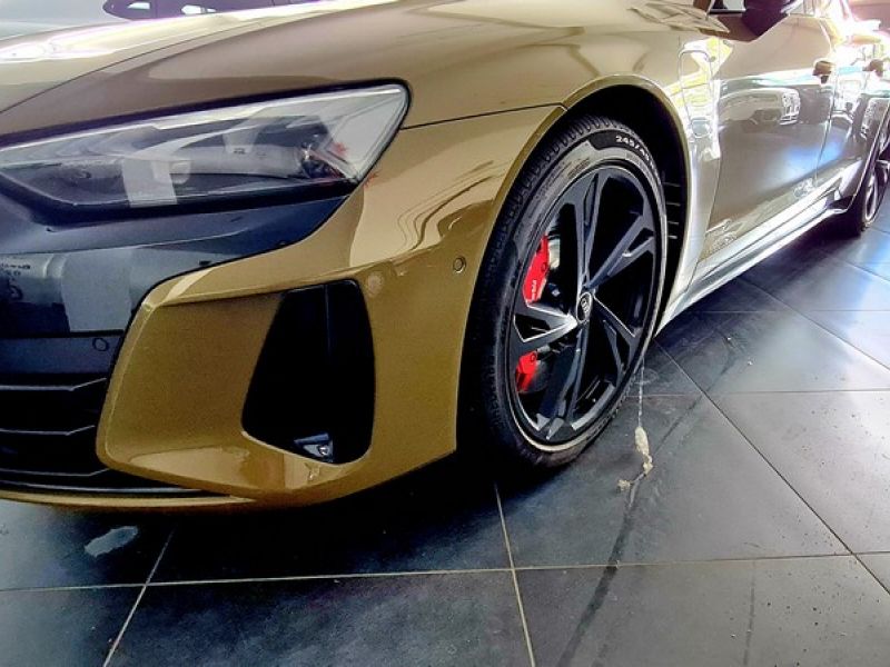 Uštedili smo gorivo na Audi e-tron GT quattru uz Drive Booster od Vector Tuning-a!