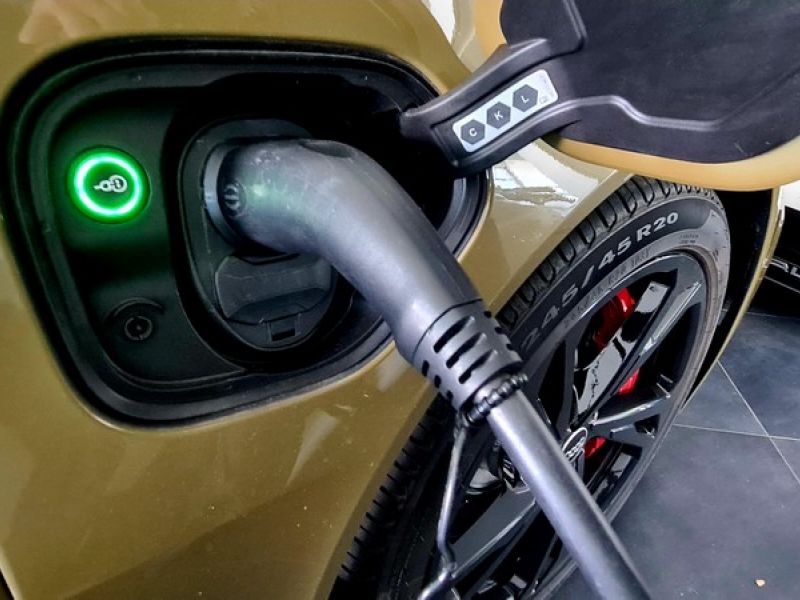 Uštedili smo gorivo na Audi e-tron GT quattru uz Drive Booster od Vector Tuning-a!