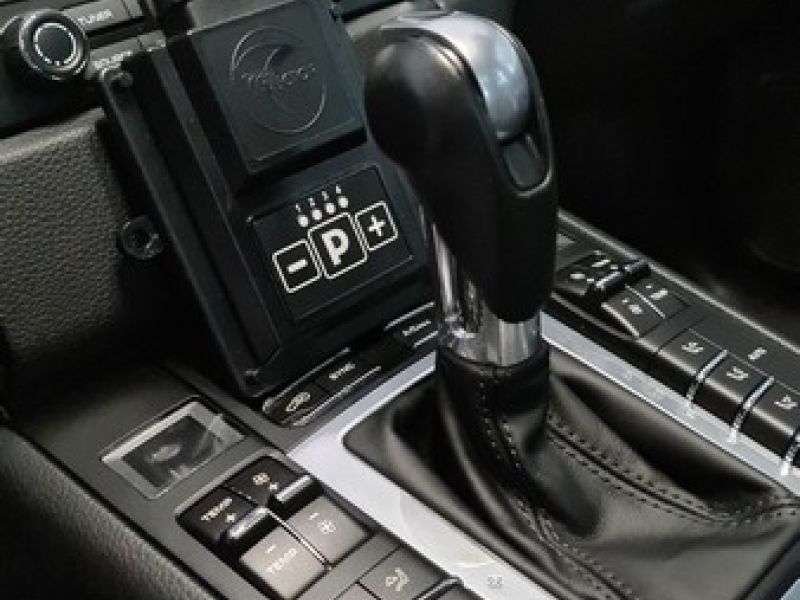 Vector Tuning je pojačao Porsche Macan-a S 3.0 V6 (04/2014 - 08/2018) s W Keypad SENT-om!