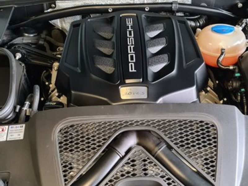Vector Tuning je pojačao Porsche Macan-a S 3.0 V6 (04/2014 - 08/2018) s W Keypad SENT-om!